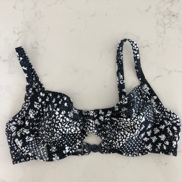 Sunmarin Beach Fashion Swim Nylon/Elastane Bikini Top Navy + White Sz 10 NWOT - Picture 6 of 9